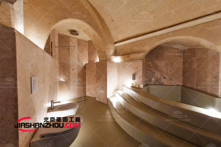 新的布局和現代的酒店巖洞洗衛外觀為酒店洗衛帶來了奇跡