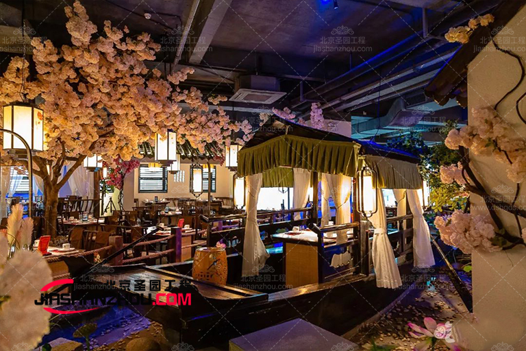 安徽池州天池山莊室內外仿真樹裝飾-廠家分享仿真樹裝飾布置