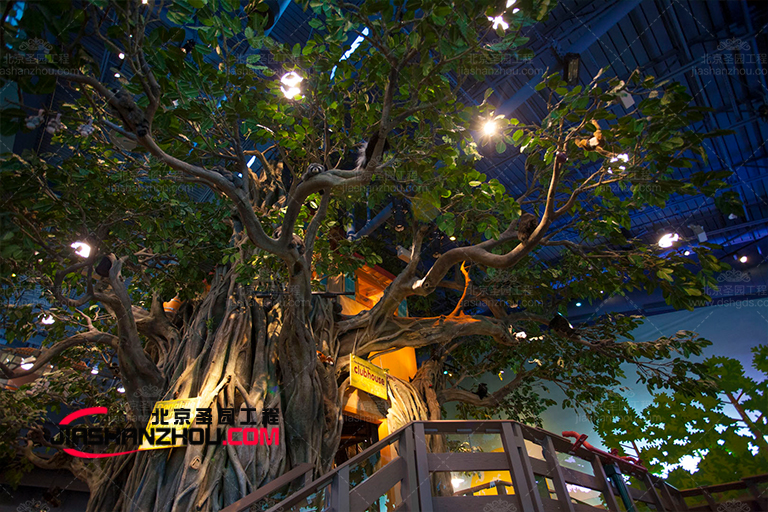 人造仿真樹植物創建令人驚嘆的魅力空間佳示例