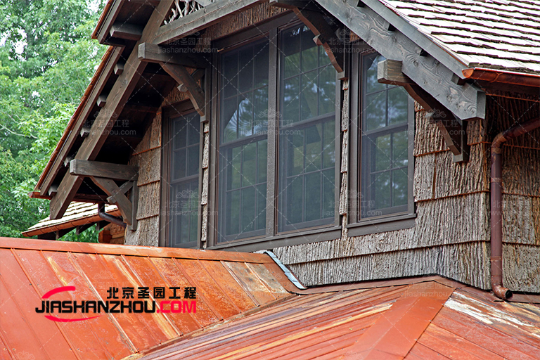 臨沂天泉度假村仿真樹皮酒店設(shè)計制作工程