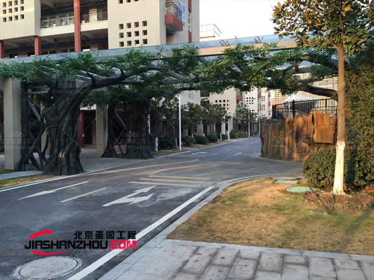 江蘇淮安動物園室內外仿真樹裝飾布置