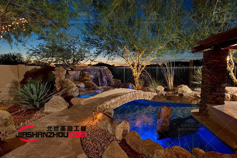 海口觀瀾湖度假區(qū)火山巖礦塑石假山水池自然有機(jī)