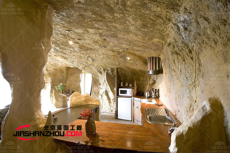 簡(jiǎn)主義的現(xiàn)代仿真洞穴酒店臥室主要以白色為特色