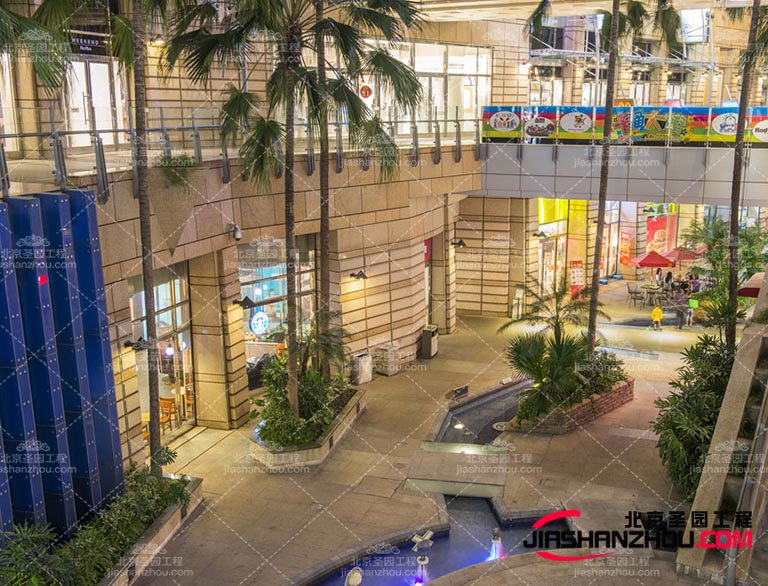 室內仿真樹景觀，打造的休閑體驗感