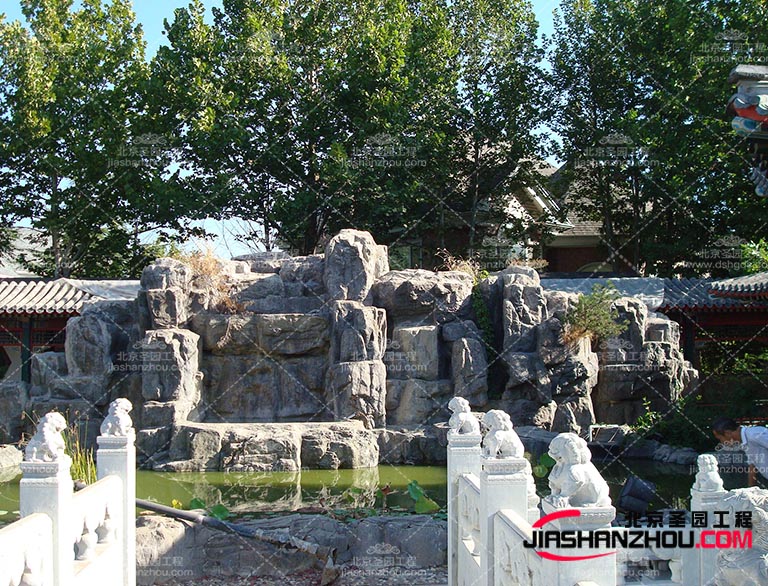 塑石假山一直是園林景觀基礎建設中不可或缺的