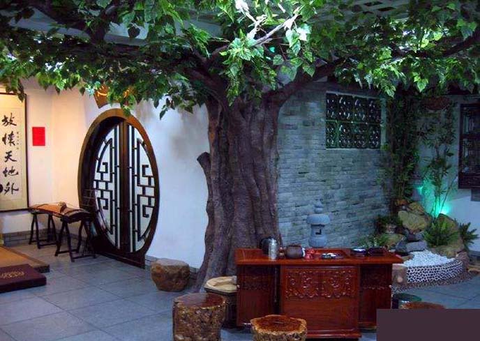 仿真樹我們應該如何選擇？仿真樹分為哪些材質(zhì)？