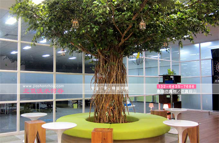 仿真樹越來越多的出現(xiàn)在各種休閑娛樂場合