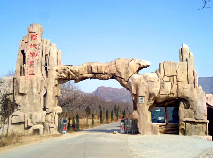 生態(tài)園大門營造出了普通植物無法實(shí)現(xiàn)的景觀效果