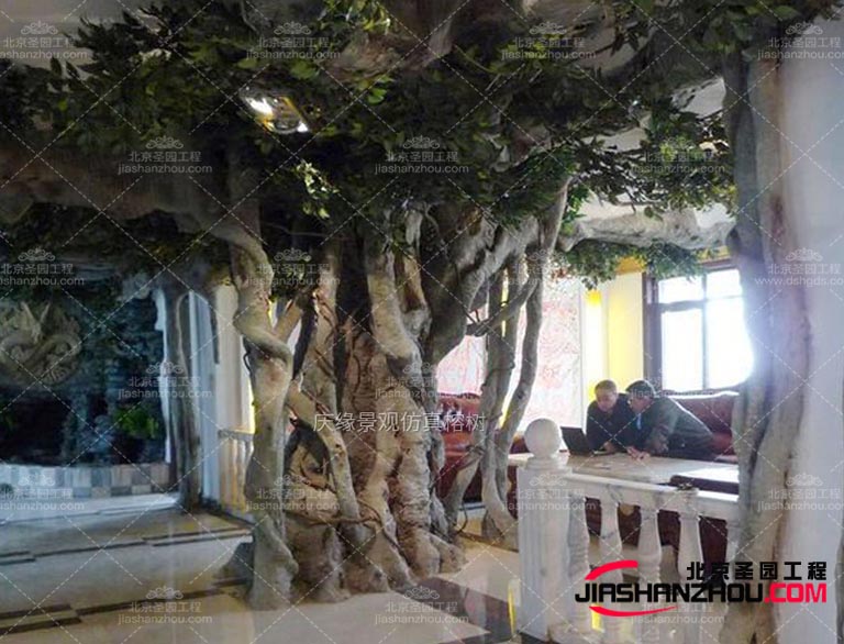 大家知道仿真樹是一種用于裝飾增加景觀效果的一種