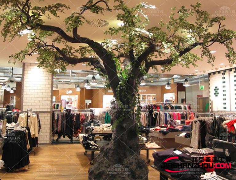 仿真樹是一種仿制木材紋理及質(zhì)感的材料通常由樹脂制成