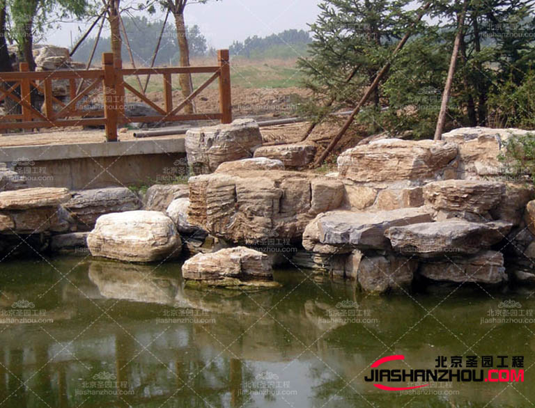 總之，推廣和發(fā)展塑石假山文化需要政府、行業(yè)協會文化機構