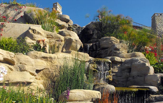 仿真樹大門.jpg 仿真樹大門