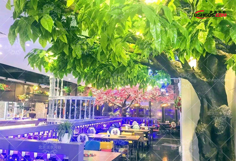 室內(nèi)假樹.jpg 室內(nèi)假樹