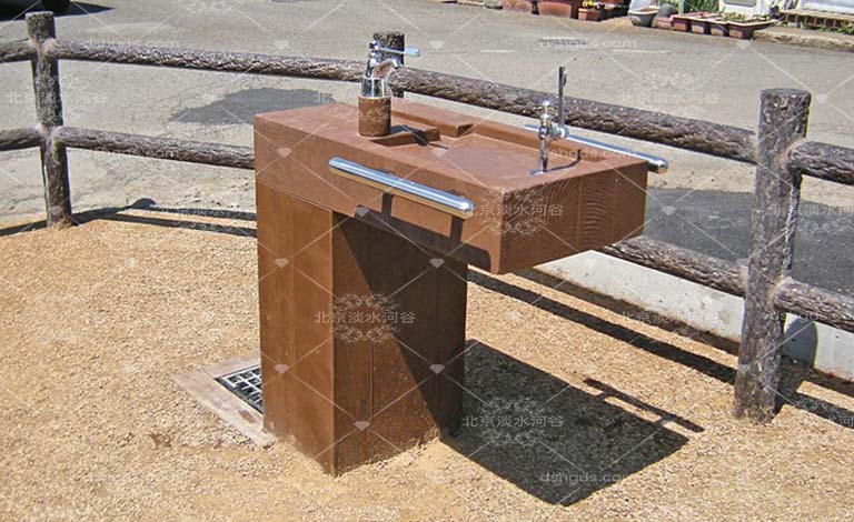 仿真樹樁狀洗手池.jpg 仿真樹樁狀洗手池