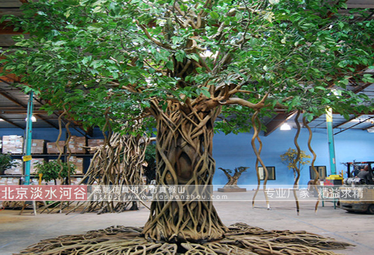 大型仿真樹.jpg 大型仿真樹