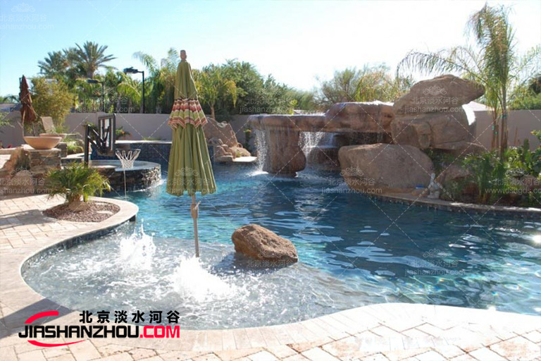 塑石假山.jpg 塑石假山