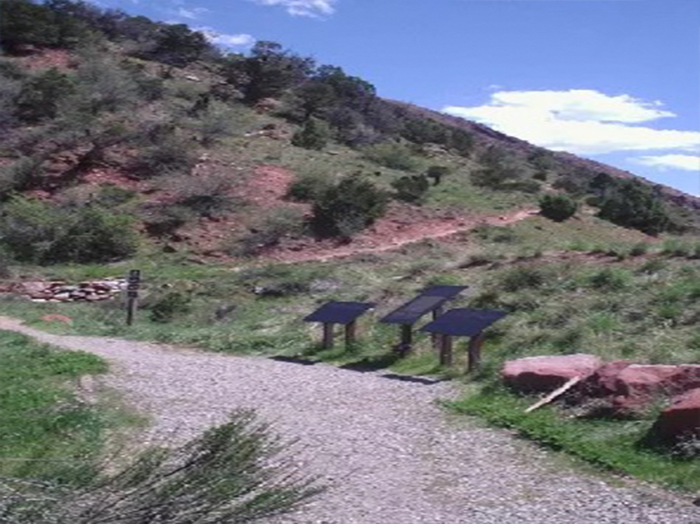 紀念小徑.jpg 紀念小徑