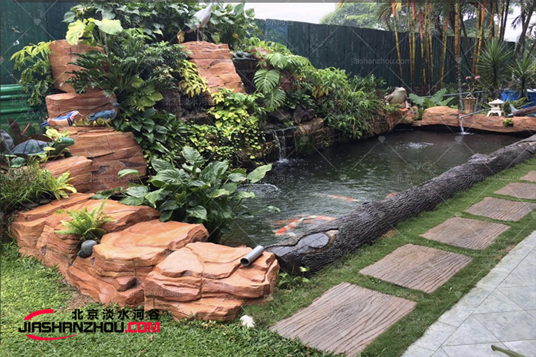 塑石假山.jpg 塑石假山