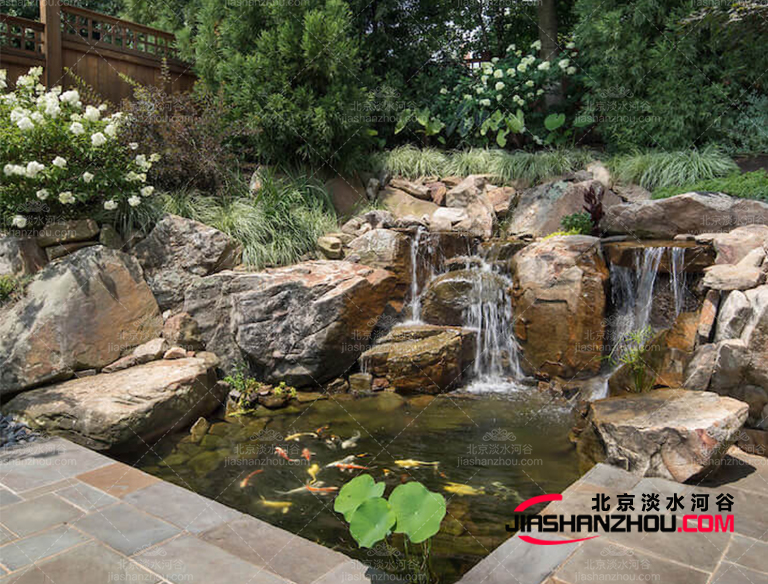 塑石假山.jpg 塑石假山