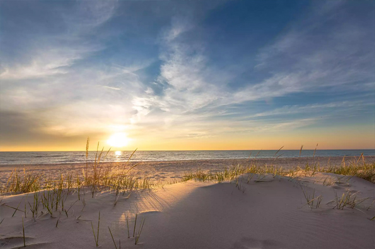 睡熊沙丘國(guó)家湖岸