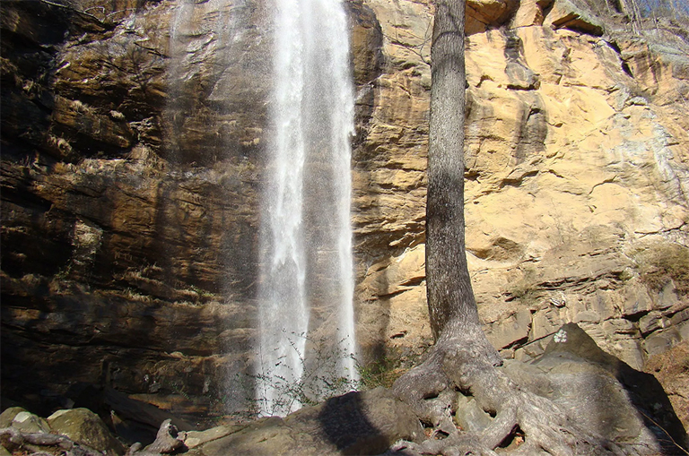 托科阿托科阿瀑布.jpg 托科阿托科阿瀑布