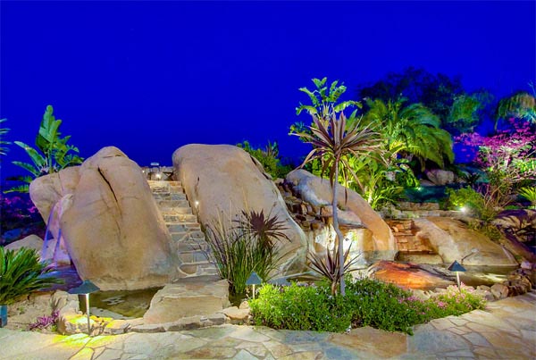 假山水池.jpg 假山水池