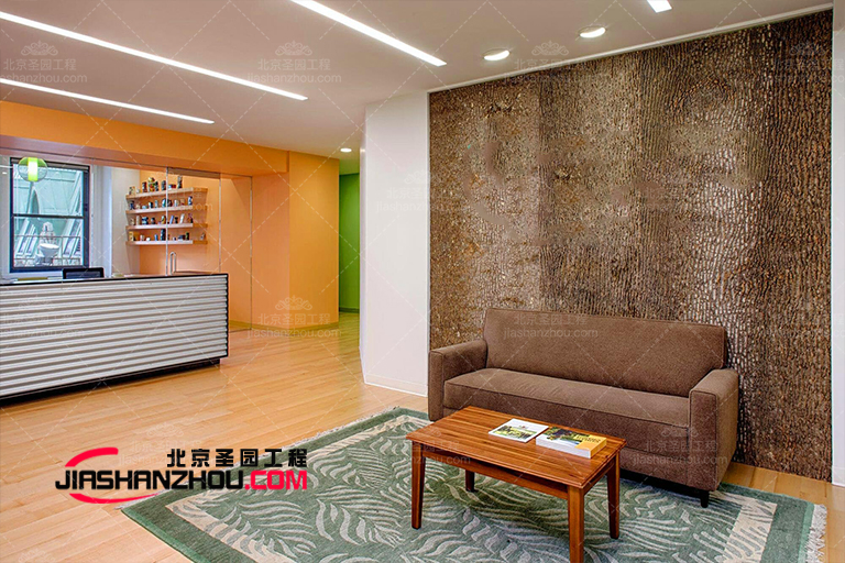 仿真洞穴木質酒店