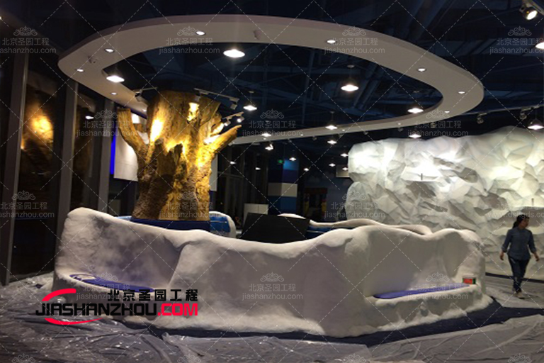 塑石假山.jpg 塑石假山