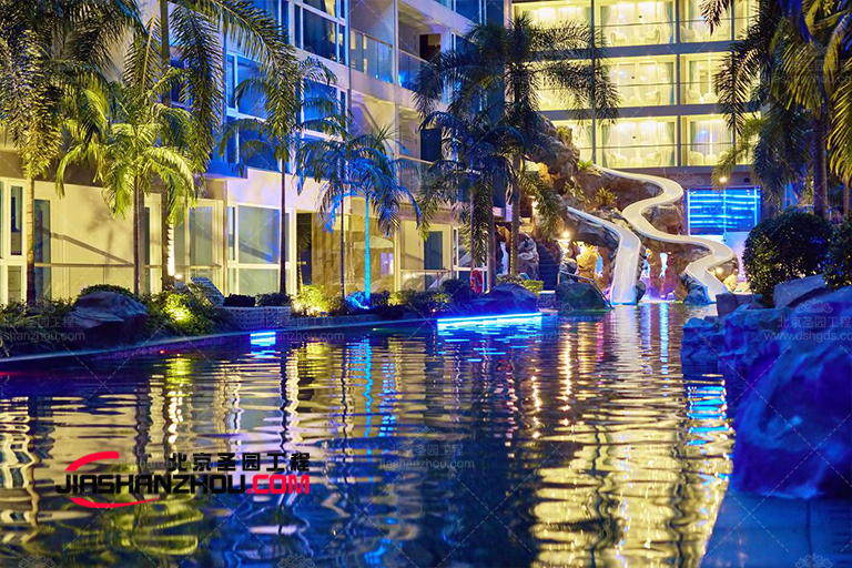 塑石假山.jpg 塑石假山