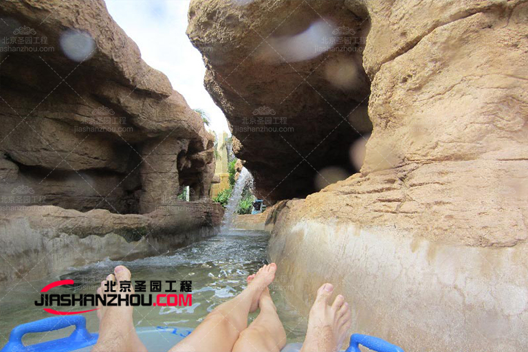 塑石假山.jpg 塑石假山