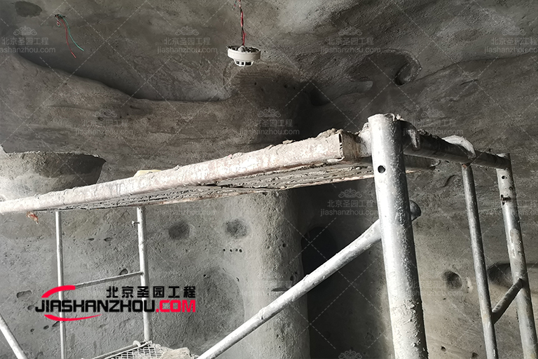 汗蒸房鹽洞.jpg 汗蒸房鹽洞