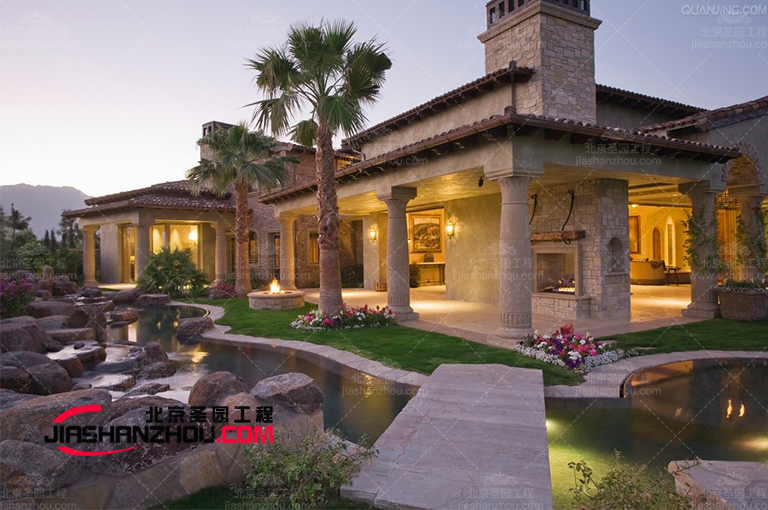 仿真假山.jpg 仿真假山.jpg