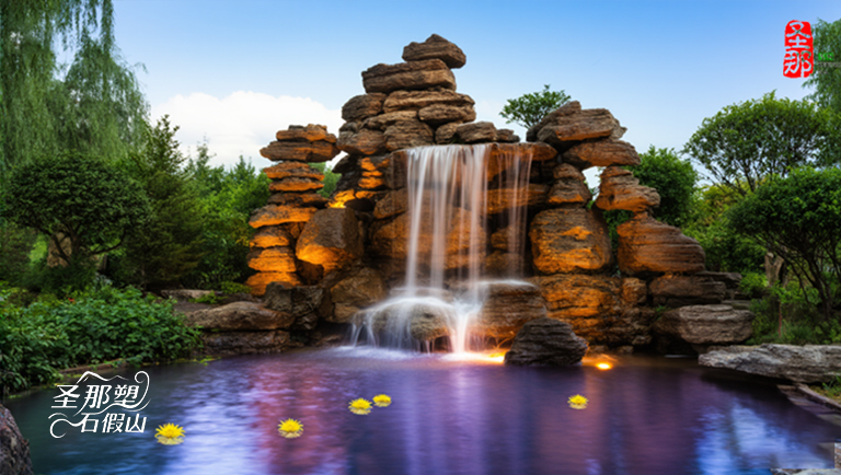 仿真假山.jpg 仿真假山